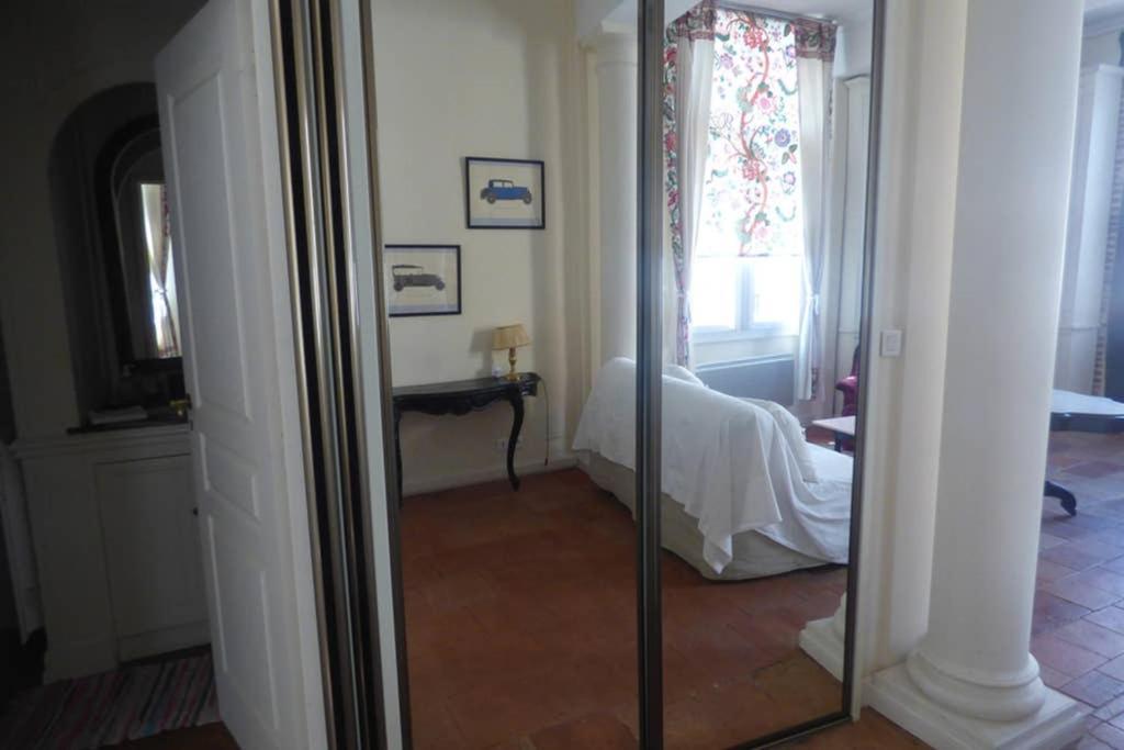 Logis de Sainte-Scarbes Appartement Toulouse Buitenkant foto